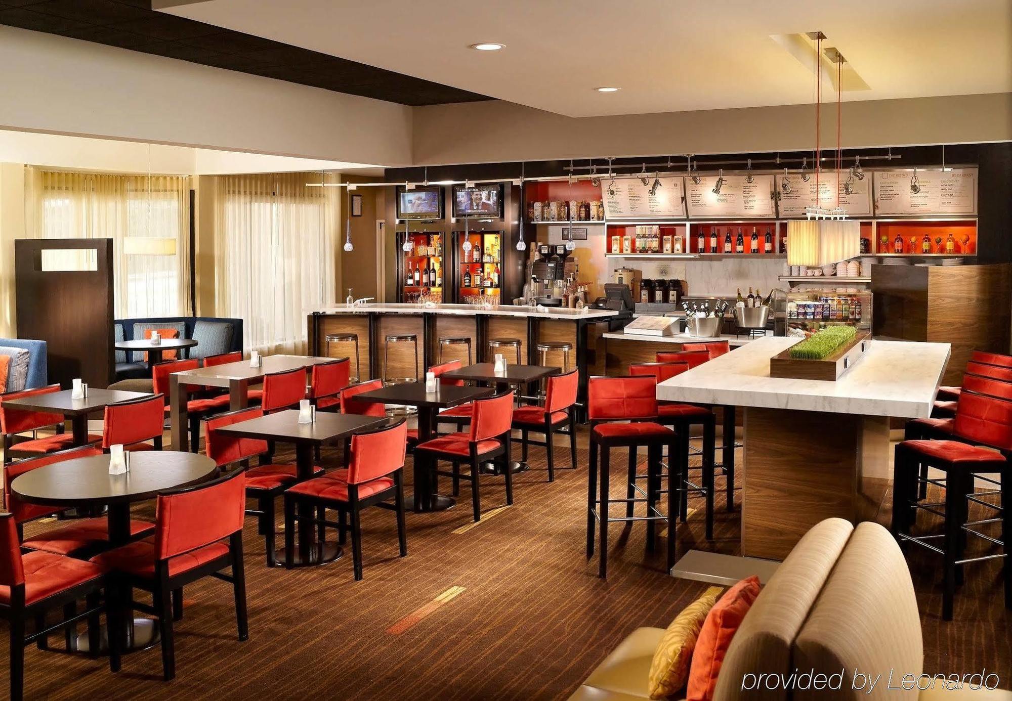 Courtyard By Marriott Atlanta Airport South/Sullivan Road College Park Екстериор снимка