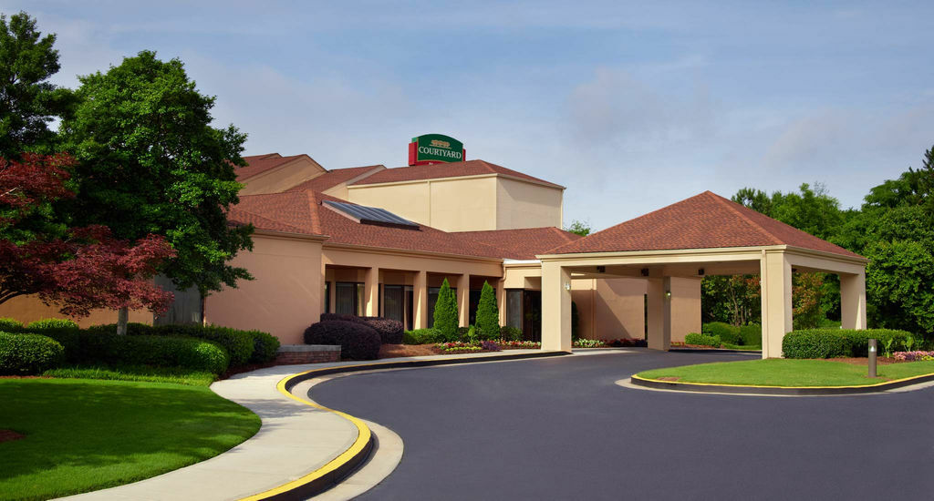 Courtyard By Marriott Atlanta Airport South/Sullivan Road College Park Екстериор снимка
