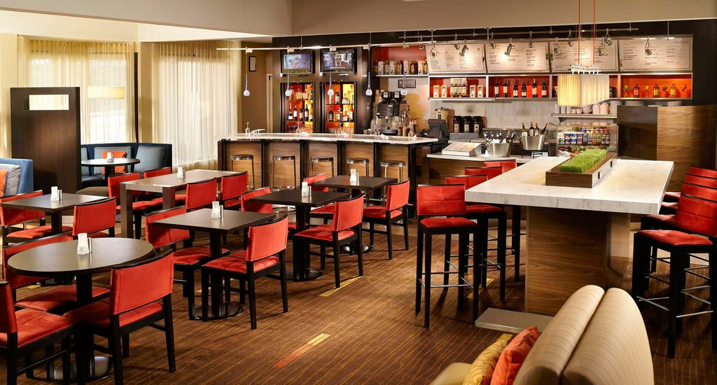 Courtyard By Marriott Atlanta Airport South/Sullivan Road College Park Екстериор снимка
